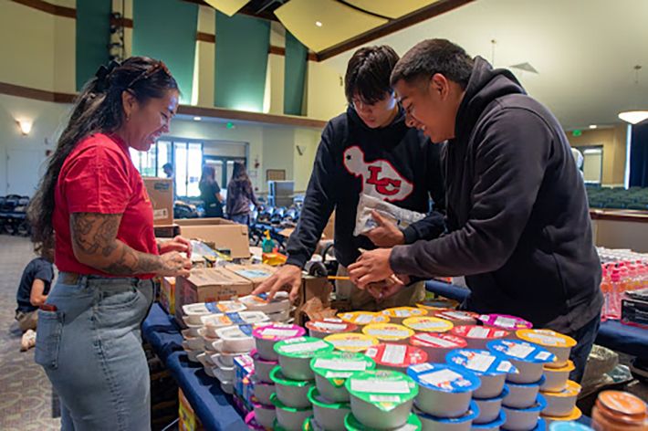 KS Maui haumāna and ‘ohana receive support from lāhui